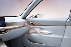BMW_i4_2021_24