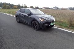 C-Cupra-Tavascan-PA174102