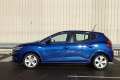 DaciaSandero_2021_AutoRok_08