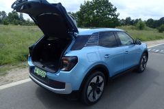 FordExplorer_AutoRok2025_11