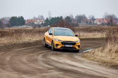 FordMustangMachE-GT_AutoRok_2022_23