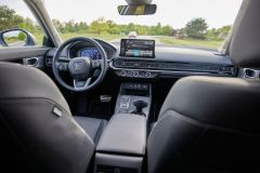 HondaCivic-eHEV_AutoRok2024_05