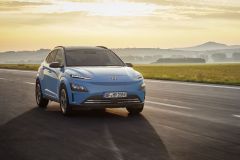 HyundaiKonaElectric_2021_AutoRok_02