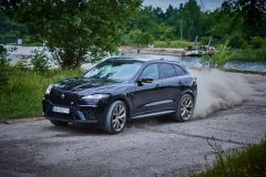 JaguarF-PaceSVR1988Edition_AutoRok_2023_09