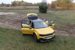 Jeep_Avenger_e_2023_AutoRok_09