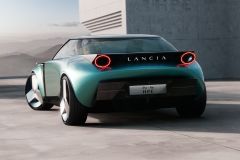LanciaPuRaHPEExterior-4