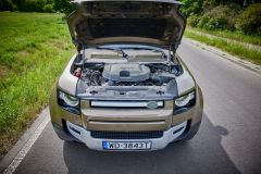 LandRoverDefender110_AutoRok2024_06