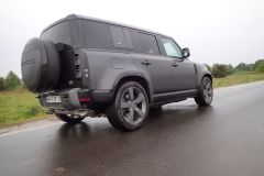 LandRoverDefender_AutoRok2023_12