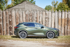 LexusNX_2022_testAutoRok_02