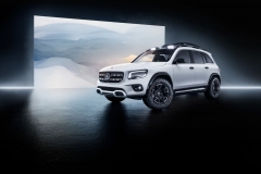 MercedesGLB_AutoRok_2019_02