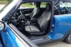 Mini Cooper SE 2021 test AutoRok