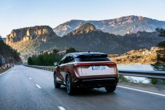 NissanAriya_2021_02