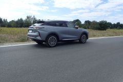 Omoda9SuperHybrid_AutoRok2025_09