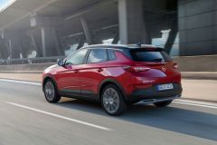 Opel Grandland X Hybrid4 AutoRok