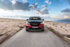 OpelGrandlandHybridX_2019_AutoRok_05