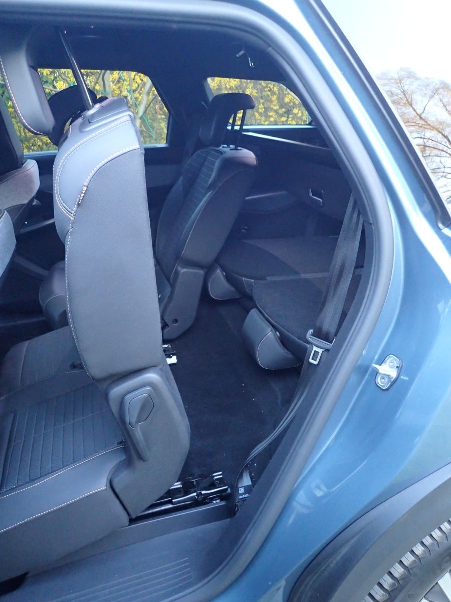 Peugeot5008Allure_2025_09