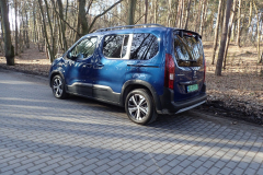 Peugeot_e-RifterGT_2022_AutoRok_09