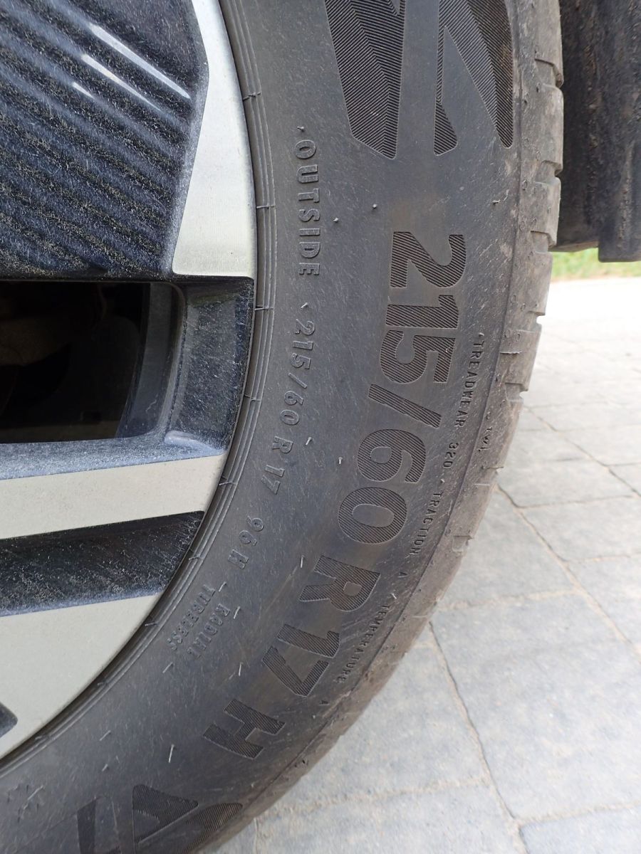 Peugeot-e2008_2024_AutoRok_10