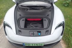 PorscheTaycan_testAutoRok_2021_03