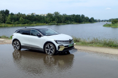 RenaultMegane-Test_AutoRok_2022_01