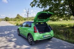 Renault5E_AutoRok2025_03