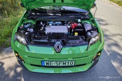 Renault5E_AutoRok2025_06