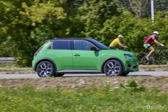 Renault5E_AutoRok2025_10