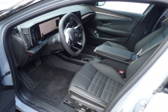 RenaultMegane_AutoRok_2022_04