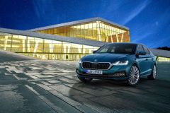 SkodaOctavia_2019_01