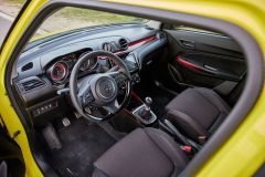 SuzukiSwiftSport_AutoRok_2023_01