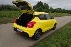 SuzukiSwiftSport_AutoRok_2023_07