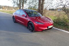 Tesla3Performance202404