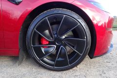 Tesla3Performance202412
