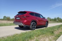 Toyota_Highlander_TestAutoRok_2021_10