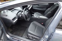 ToyoytaPrius_AutoRok_2023_01