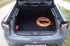 ToyoytaPrius_AutoRok_2023_05