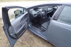ToyoytaPrius_AutoRok_2023_13