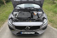 VolvoV60-T8AWD_AutoRok2026_11