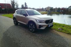 Volvo-XC40-P2203700