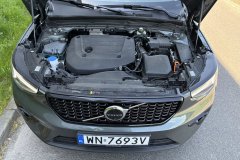 VolvoXC40_AutoRok2026_08
