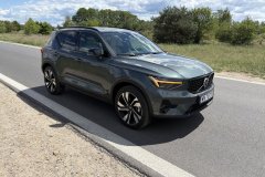 VolvoXC40_AutoRok2026_11