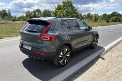 VolvoXC40_AutoRok2026_12