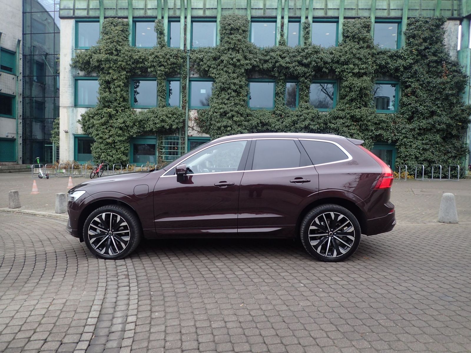 VolvoXC60T8-2026_AutoRok_10