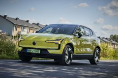 VolvoEX30_AutoRok_12