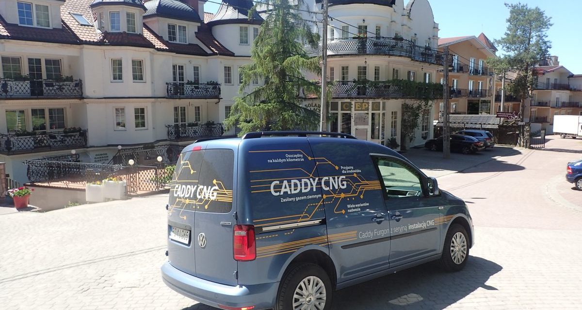 Volkswagen Caddy CNG – Furgon na gazie
