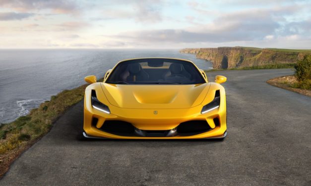 Ferrari F8 Spider – Wdzięk i dźwięk