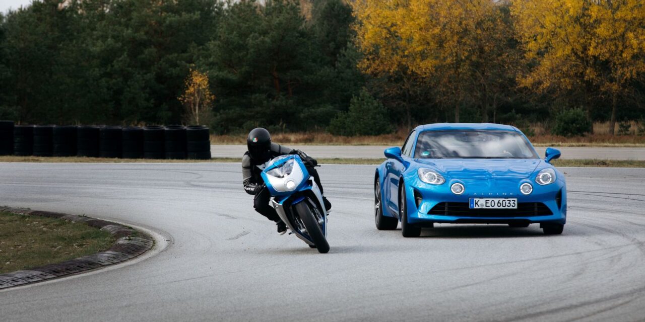 MV Agusta Superveloce – Alpine A110: 2 i 4 kółka