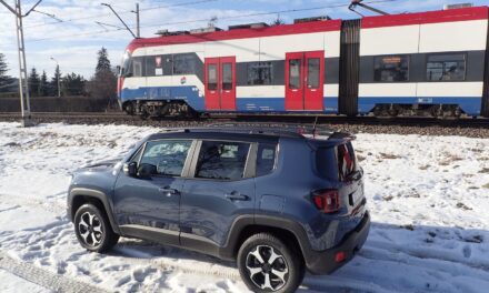 Jeep Renegade 4xe – Naelektryzowany offroader