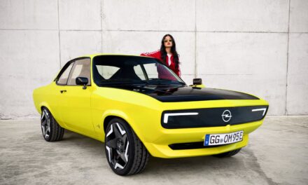 Opel Manta GSe ElektroMOD – Reinkarnacja bestsellera
