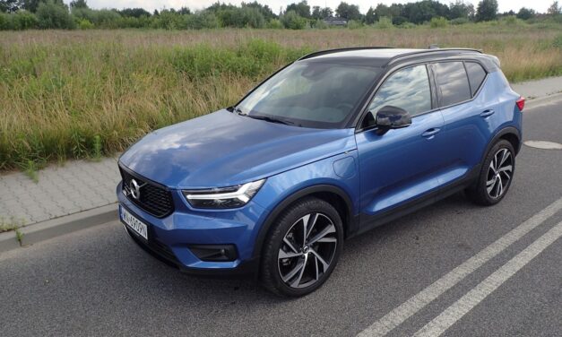 Volvo XC40 T5 Recharge – Odświeżanie przez elektryfikowanie